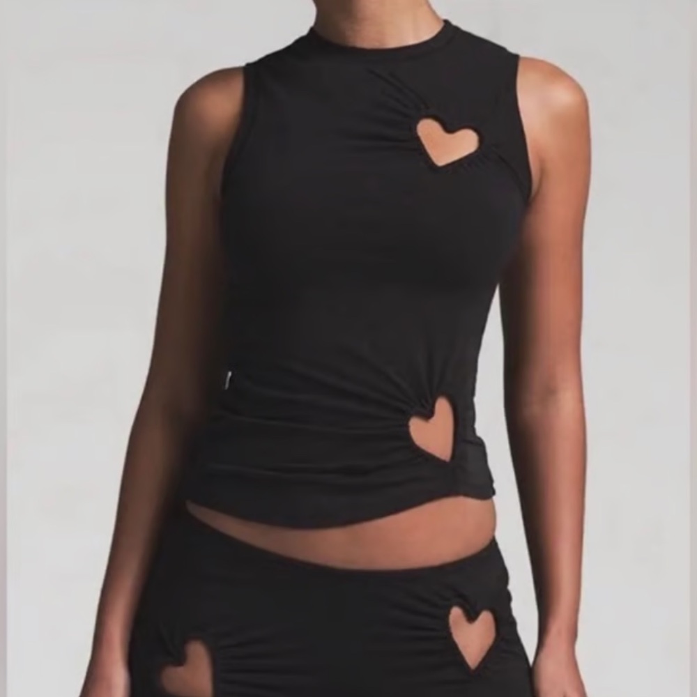 SKIMS Cotton Jersey Heart Tank- Black Sleeveless Top with Heart Cutout Details 🖤